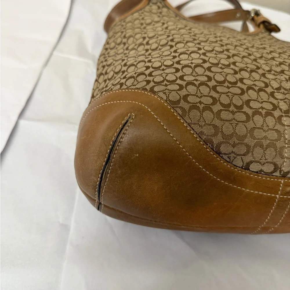 Coach Y2K Soho Mini-Signature Slim Hobo khaki doe brown #7025